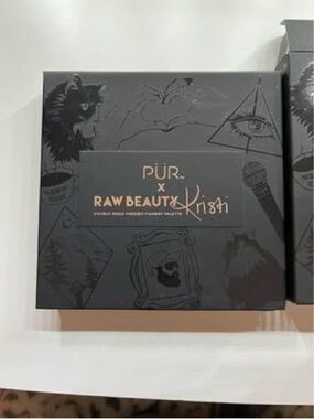 PÜR x RawBeautyKristi Eyeshadow Palette - NEW